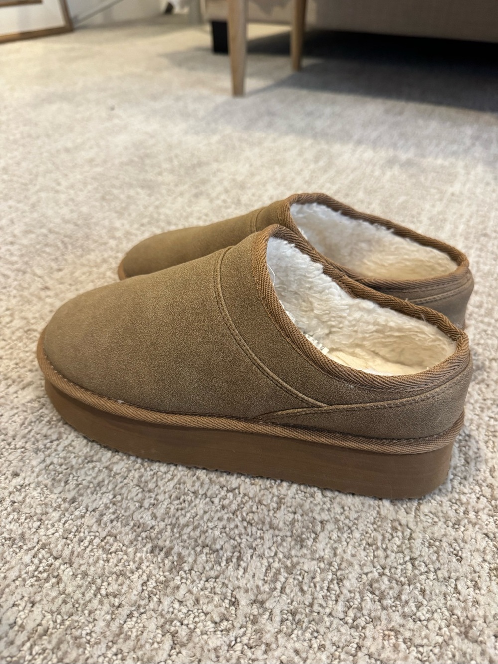 AE clogs - Picture 2 of 3